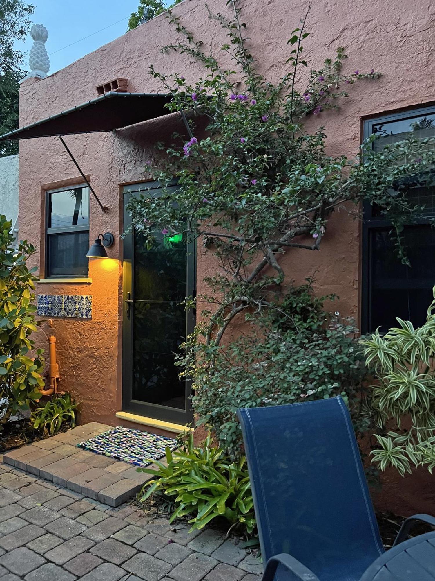 The Cottage At Pineapple House เวสต์ปาล์มบีช ภายนอก รูปภาพ